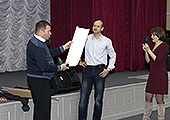 Сравнение стендов РоллАп